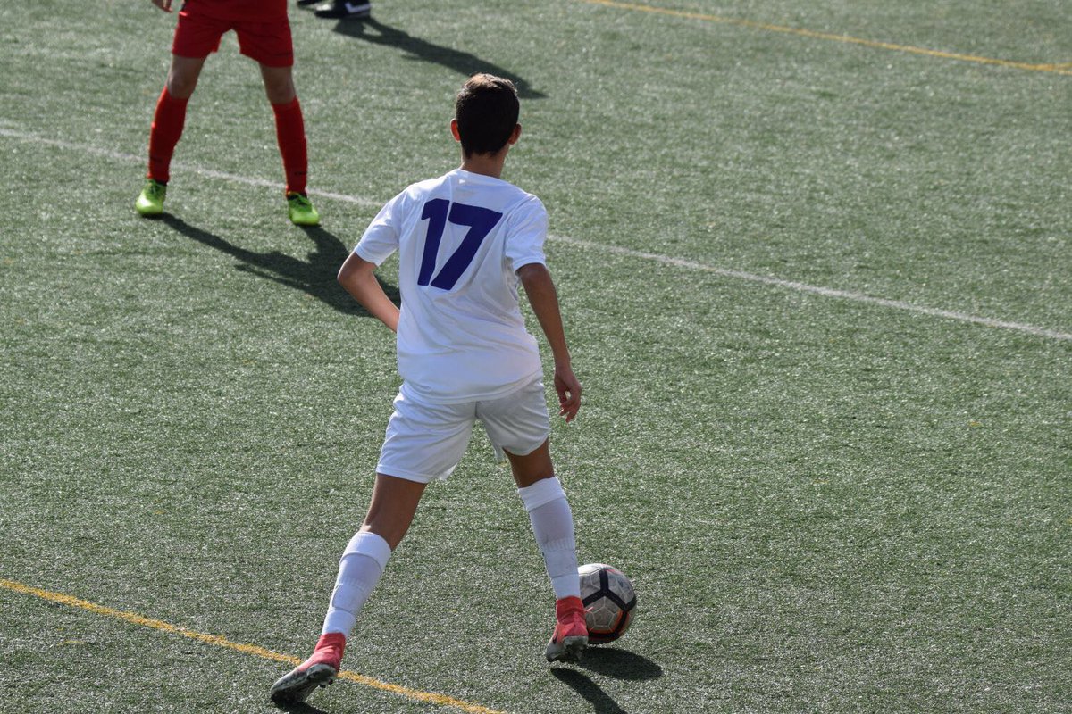 RealJaenFF's tweet photo. #RJCadA | El Cadete A logra una importante victoria por 2-0 ante La Mosca, un rival fuerte y correoso.
#RJFutbolFormativo https://t.co/uoPS8YCzKr