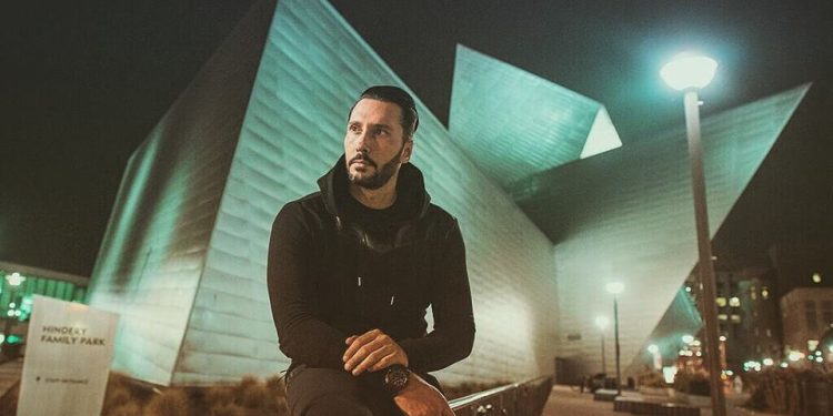 Liveinside___'s tweet image. "I did this controversial record and everybody was criticizing me." 

Interview with @CedricGervais: bit.ly/LI_CedricGerva…