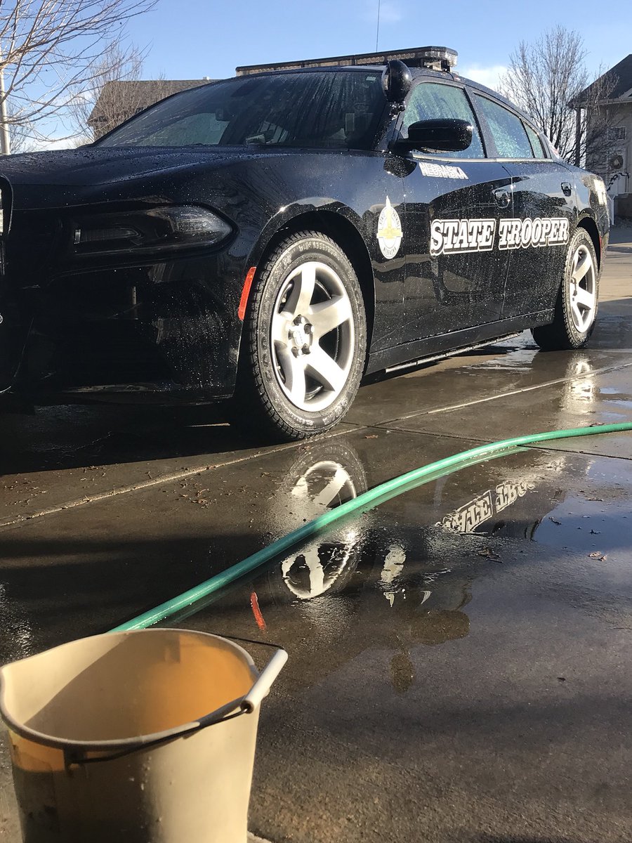 NSP_TroopA's tweet photo. Itโs not often you can hand wash the cruiser on November 26th in Nebraska. #springtemps #trooperpride #freshcharger https://t.co/tawF2ay1VL
