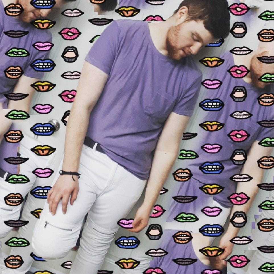unusefulrandom's tweet photo. #NewProfilePic https://t.co/Pj67PL7QMi
