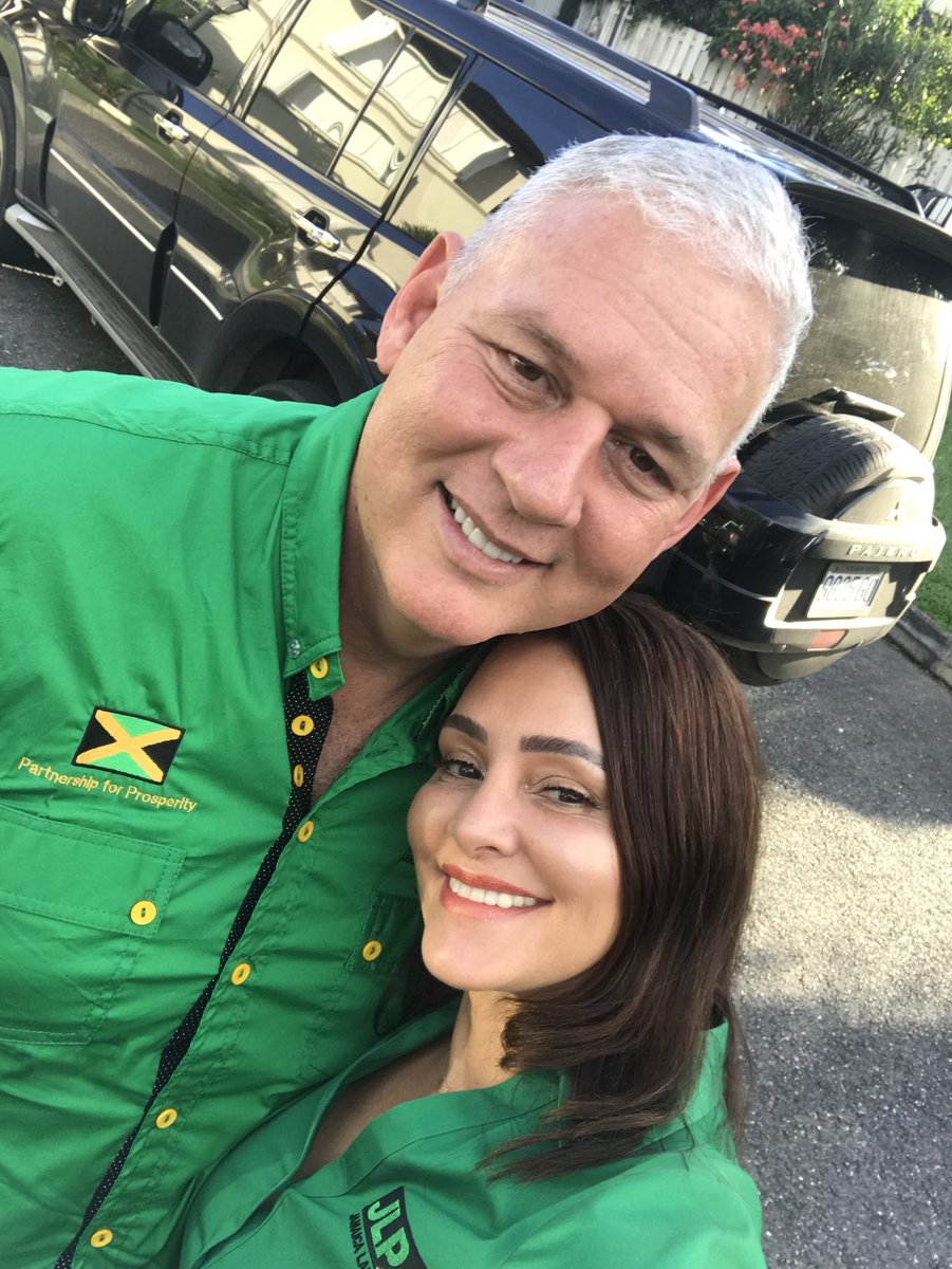 annmarievazja's tweet photo. Me & #PM @AllenChastanet #lovehim #JLPConference2017 ππΌβπΌπππ―π² https://t.co/C5NEaYMGiq