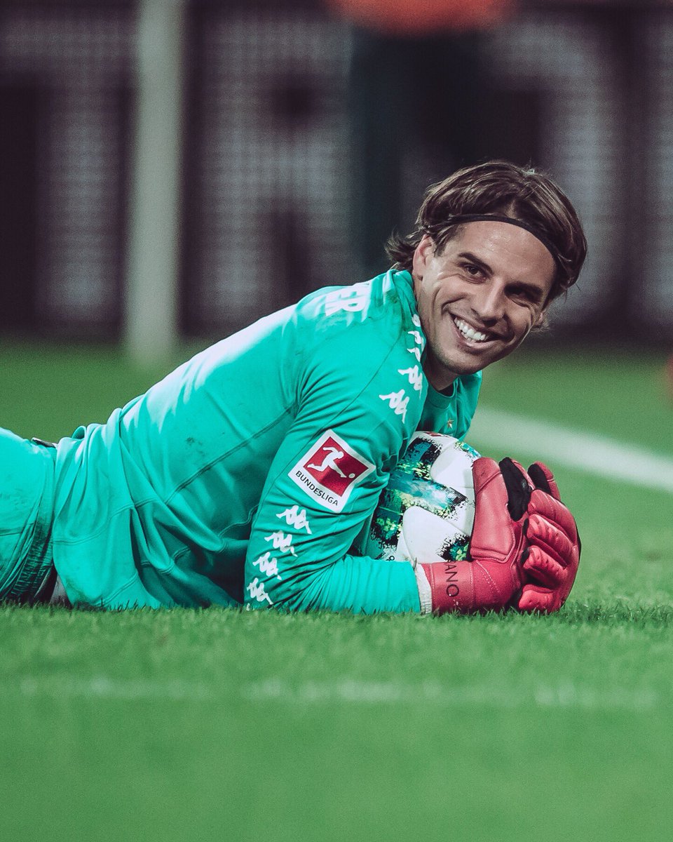 Yann Sommer On Twitter Big Smile After A Big Win Ys1 Borussia