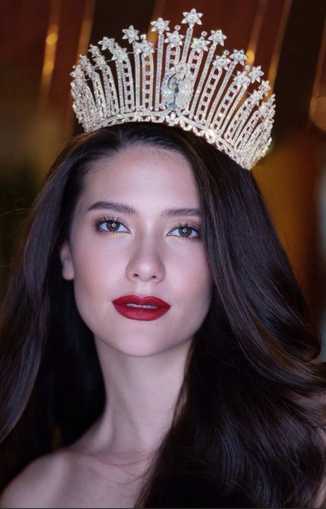 tvpoolsocial's tweet photo. ถึงมงไม่ลง แต่ยังคงรักเธอ #MissUniverse #Thailand https://t.co/QWs8WlLLMl