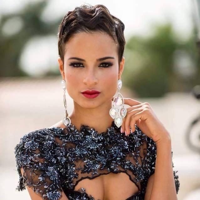 Edwardhrnndz's tweet photo. Para recordar un poco... Esta era la Miss Jamaica que debia ser coronada. https://t.co/RzrDrxnxyu