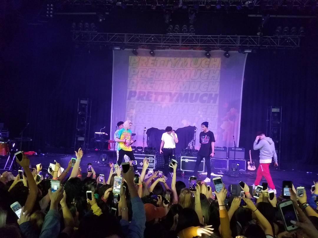 JessicaFortner8's tweet photo. November 21, 2017 jack and jack concert FT. PRETTYMUCH @JackJ @jackgilinsky @JackAndJack @PRETTYMUCH @TheAustinPorter @Edwin_Honoret @nickmara @brandon_arreaga @zion_kuwonu https://t.co/EgDDVvrMvx