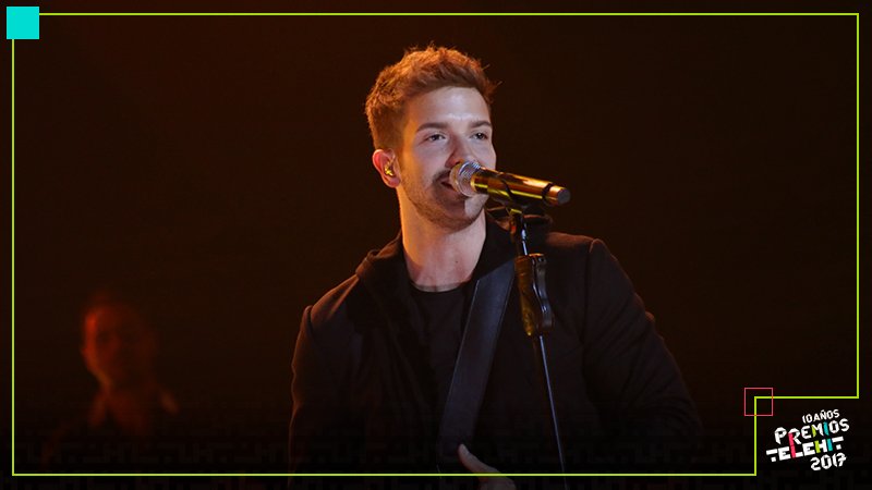 telehit_musica's tweet photo. ¡Un domingo increíble reviviendo los #PremiosTelehit con la participación de @haashoficial @pabloalboran @CD9 y @TheVampsband! https://t.co/ydzRDrSEr2