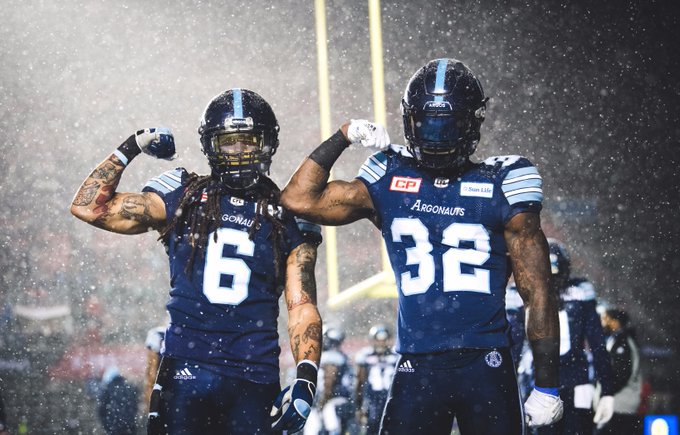 tackleo's tweet photo. #CFL #GreyCup 
 @TorontoArgos se llevan el #GreyCup105, ganando a @CalStampeders 27-24. 

#ArgosFootball https://t.co/Eqb6ES2Njk