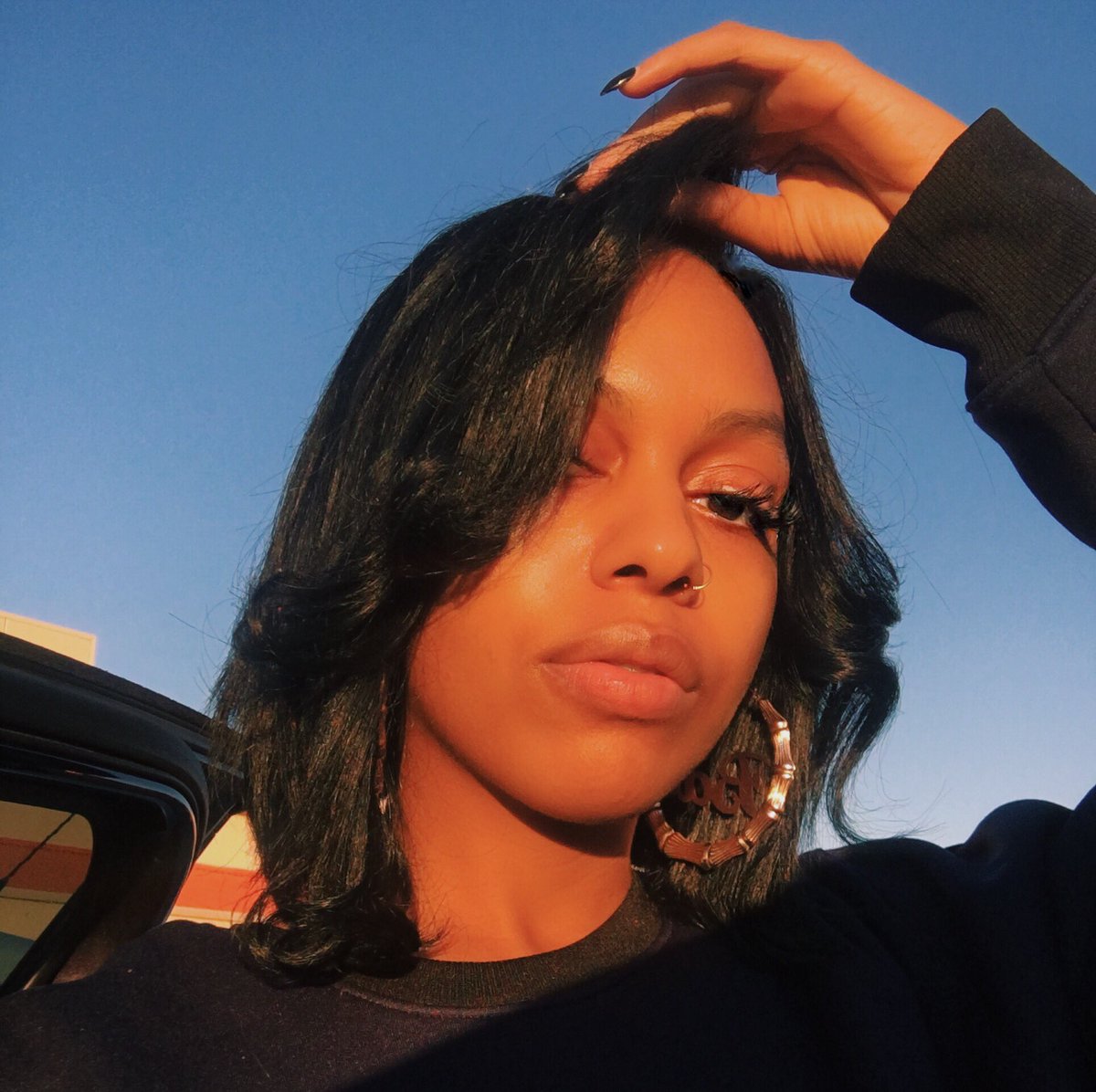 bahjarodriguez's tweet photo. 🤷🏽‍♀️🤷🏽‍♀️ https://t.co/zqKTsTZa3M