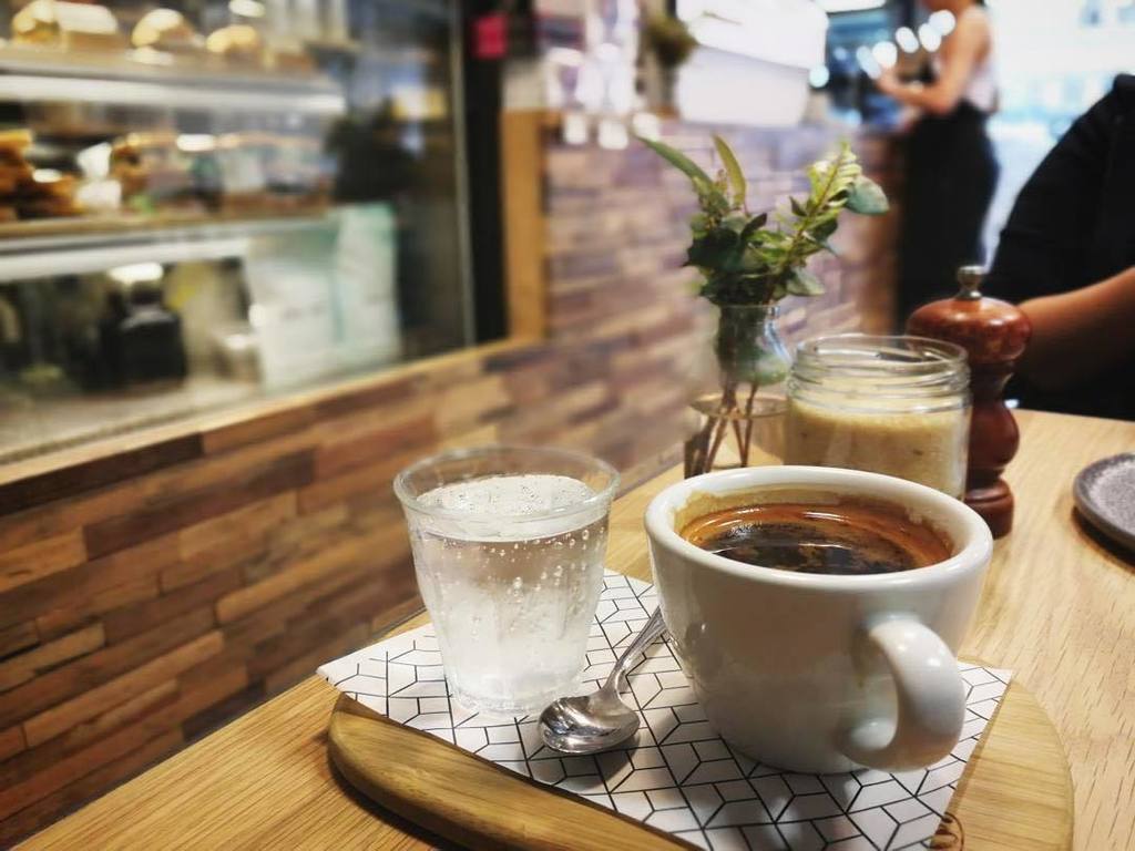 Rumbleroasters's tweet photo. The team at @rustica_hq Sourdough absolutely killing it!!!
📷 @shadowzenith
・・・
“One of the best meals (both coffee and food) I've had in Melbourne recently.”
.
#rustica #bakery #rusticasourdough #rumblecoffee #brunch #cafe #lobsterroll #fitzroy #spec… https://t.co/aItoIqC3fM https://t.co/OMrXV2cDiX