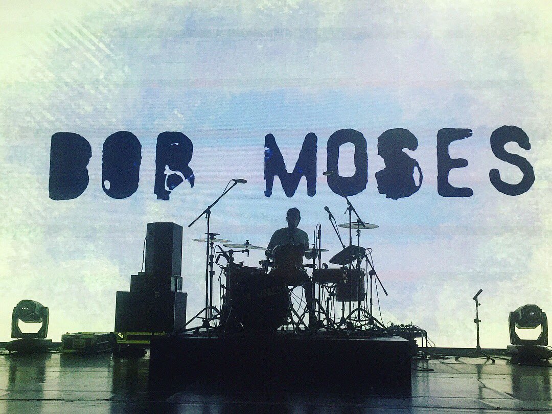AbsintheLemon's tweet photo. Too much is never enough for Bob Moses! #LiveInShanghai 🙌🏻🤟🏻💕 @Bobmosesmusic https://t.co/Cl1pGiI0nJ
