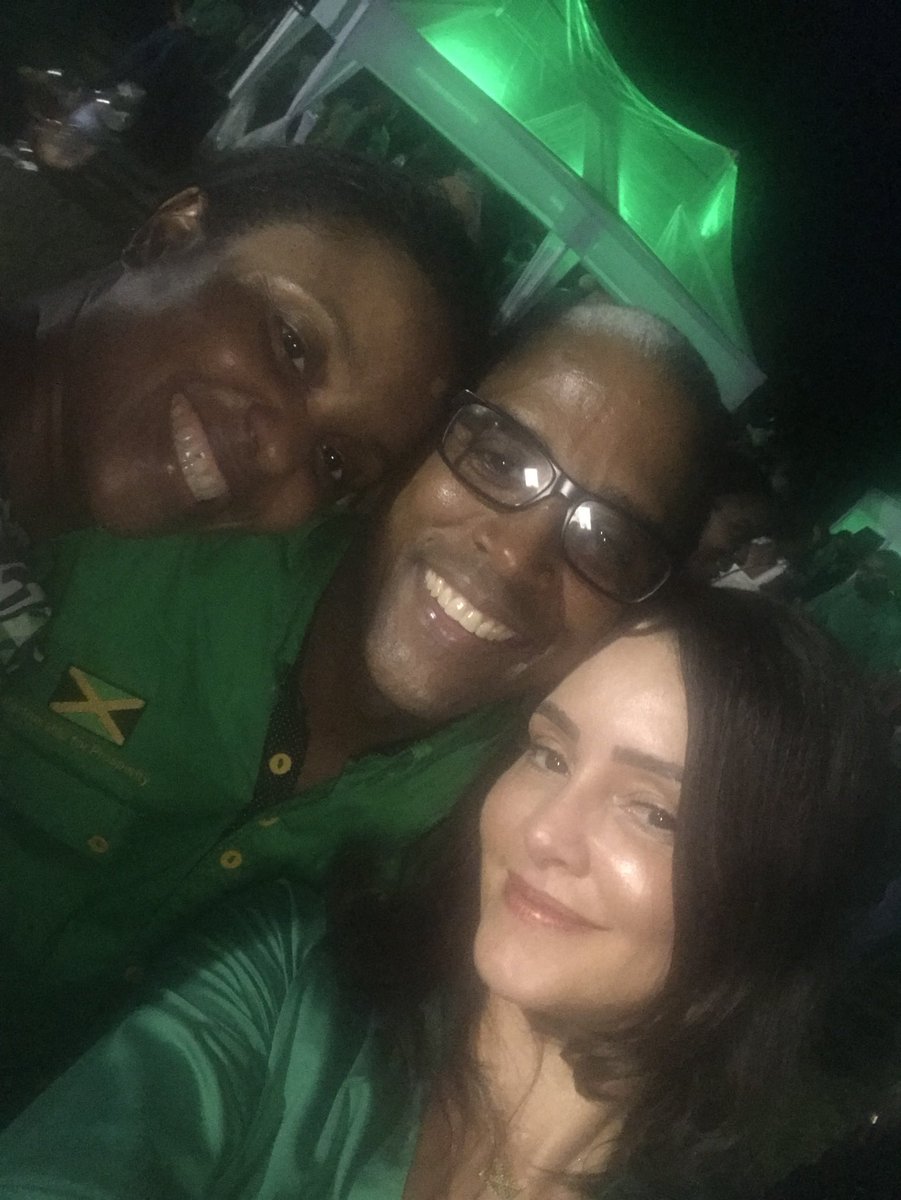 annmarievazja's tweet photo. #DunnDeal! #JLPConference2017 @DrNormanDunn @tkmsingh βπΌπππ―π² https://t.co/3N4JnAeVYL