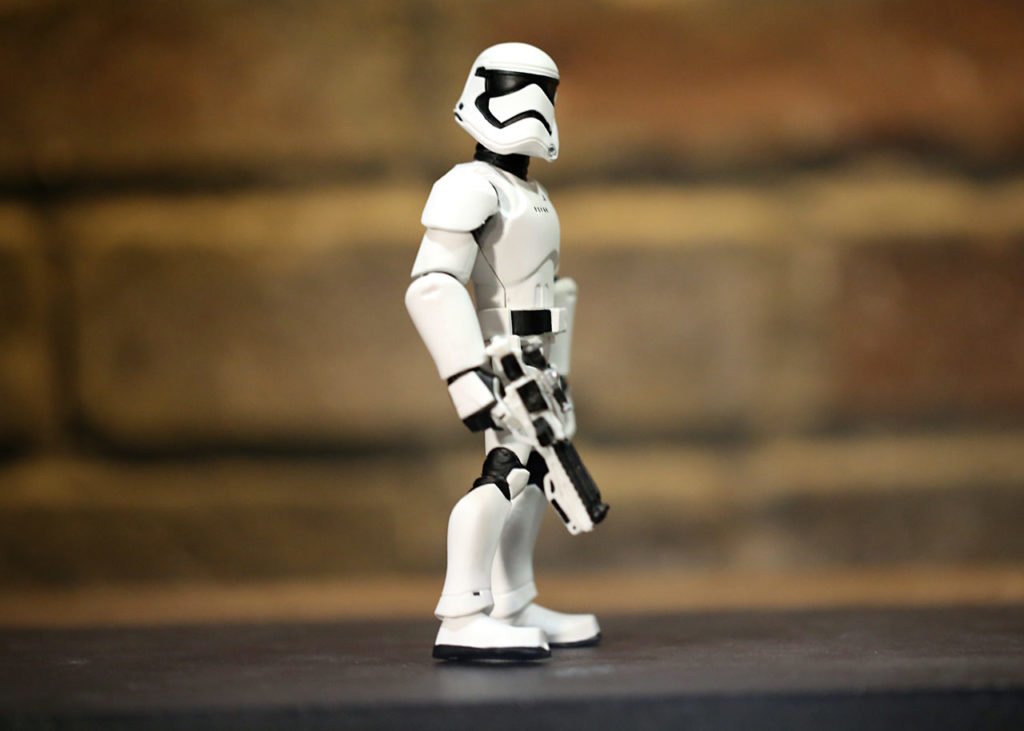 starwars's tweet photo. Inside @shopDisney's new Toybox Star Wars figures inspired by Disney Infinity. https://t.co/clGzdL9YCd https://t.co/3942Gji9dk