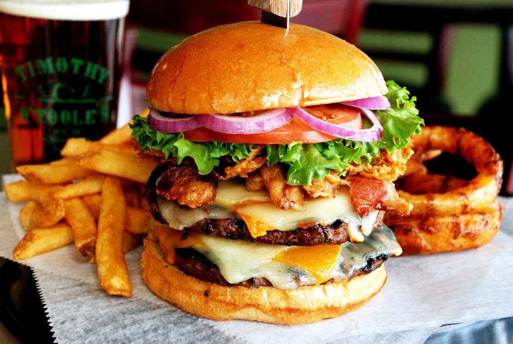 AngryEditorMex's tweet photo. La ruta de la hamburguesa. Porque nadie se niega a su sabor. https://t.co/AgJQw7lMdZ https://t.co/Bdcvsoyl5v
