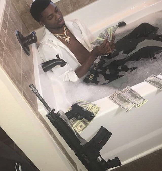 Yrsleepy's tweet photo. It’s official 🔥 I️ can get used to this shit . 1st official mixtape out ! Every where! Videos dropping soon ! Project of the struggle ‼️< spinrilla. https://t.co/Rn4LBzwj2s https://t.co/2xa11nVmJb