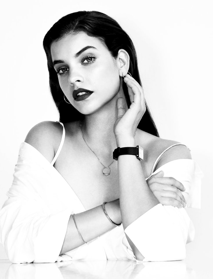 enaverno's tweet image. She was never crazy, she just didn't let her heart settle in a cage. She was born wild, and sometines we need people like her. For it's the horrors in her heart wich cause the flames in ours, and she was always willing to burn for everything she has ever loved.