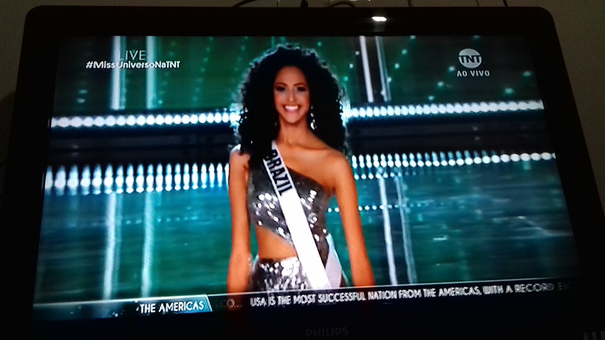 amandynhalves19's tweet photo. Estamos com vc mona #MissUniverse #Brazil https://t.co/3jxPYACkly