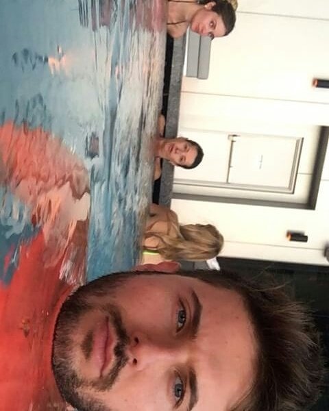alecarcamo6's tweet photo. @Kimy2Ramos @LANCE2R  @PamelaRenza  bellas 😍❤ https://t.co/SS3gxuXcq5