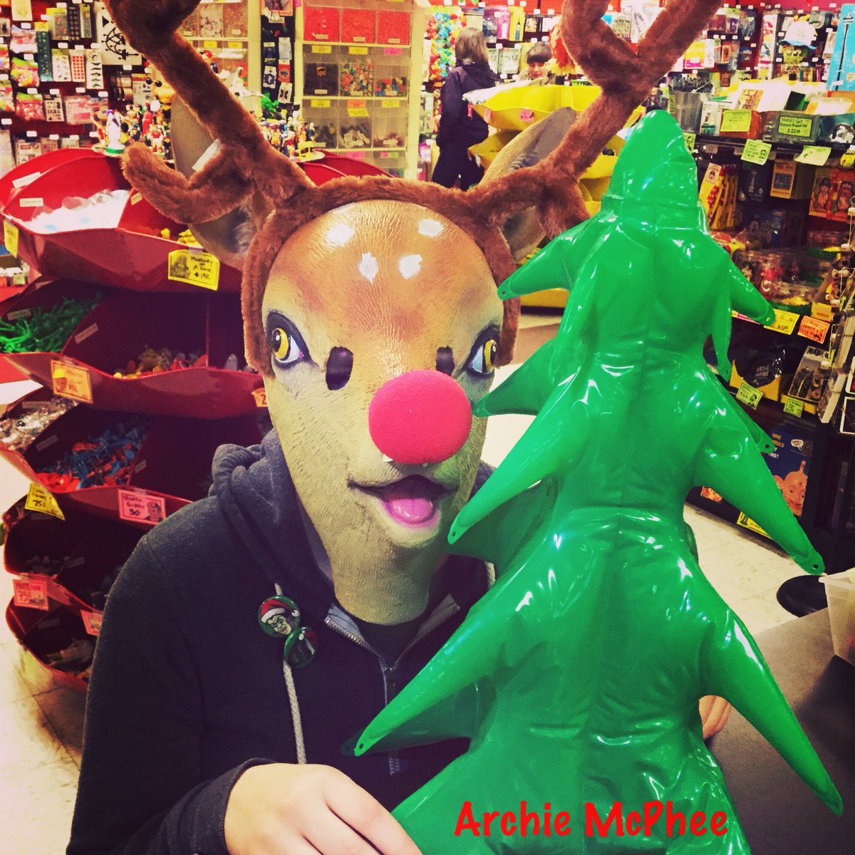 archiestore's tweet photo. #Rudolf is totally enamored by our #inflatabletree. We tried luring it away with cookies, but Rudolf wasn’t having it. #PNW #fun #weird https://t.co/WuHKrVHGAB