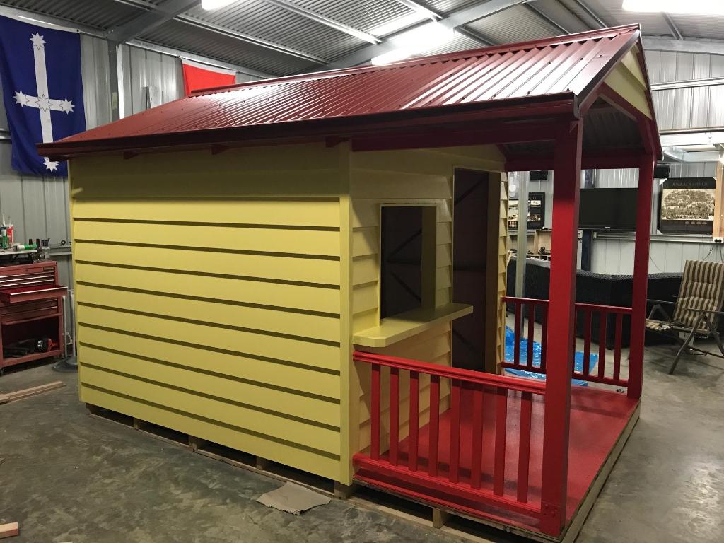 COLORBONDsteel's tweet photo. Congratulations to the #StoddartGroup and the @hotondohomes, for working with @MakeAWishAust to create a nautical themed, bakery cubby for William (6), who is battling Muscular Dystrophy.
The roof is #COLORBONDsteel #ManorRed. https://t.co/2vzaLV2tsZ