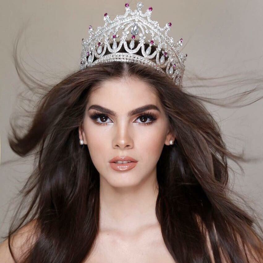 ArthurBenyair's tweet photo. No olviden votar  #MissUniverse  #Mexico @OficialMxU    RT https://t.co/5L55vdlMBe