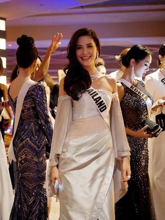 AnnitaNarak's tweet photo. วันนี้ประวัติศาสตร์ต้องจารึก ไทยแลนด์!! #MissUniverse #Thailand https://t.co/sdcAXNGsFi