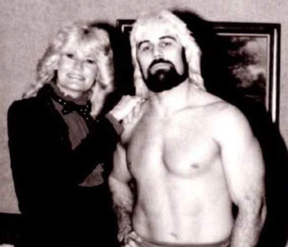 CCWpresentsECCW's tweet photo. @Hustler2754 #RipRogers was a former #SoutheasternHeavyweightChamp with his manager #BrendaBritton #SECW #SupportIndyWrestling https://t.co/H1LLS1A3M2