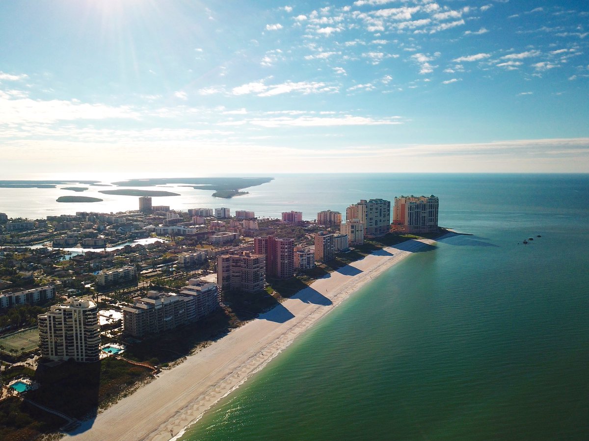 TheParadisePics's tweet photo. ☀️Marco Island, FL🏝 While you’re bundling up in winter coats, we’re soaking up the sun with @StaySaltyFla https://t.co/QFkQkciix8