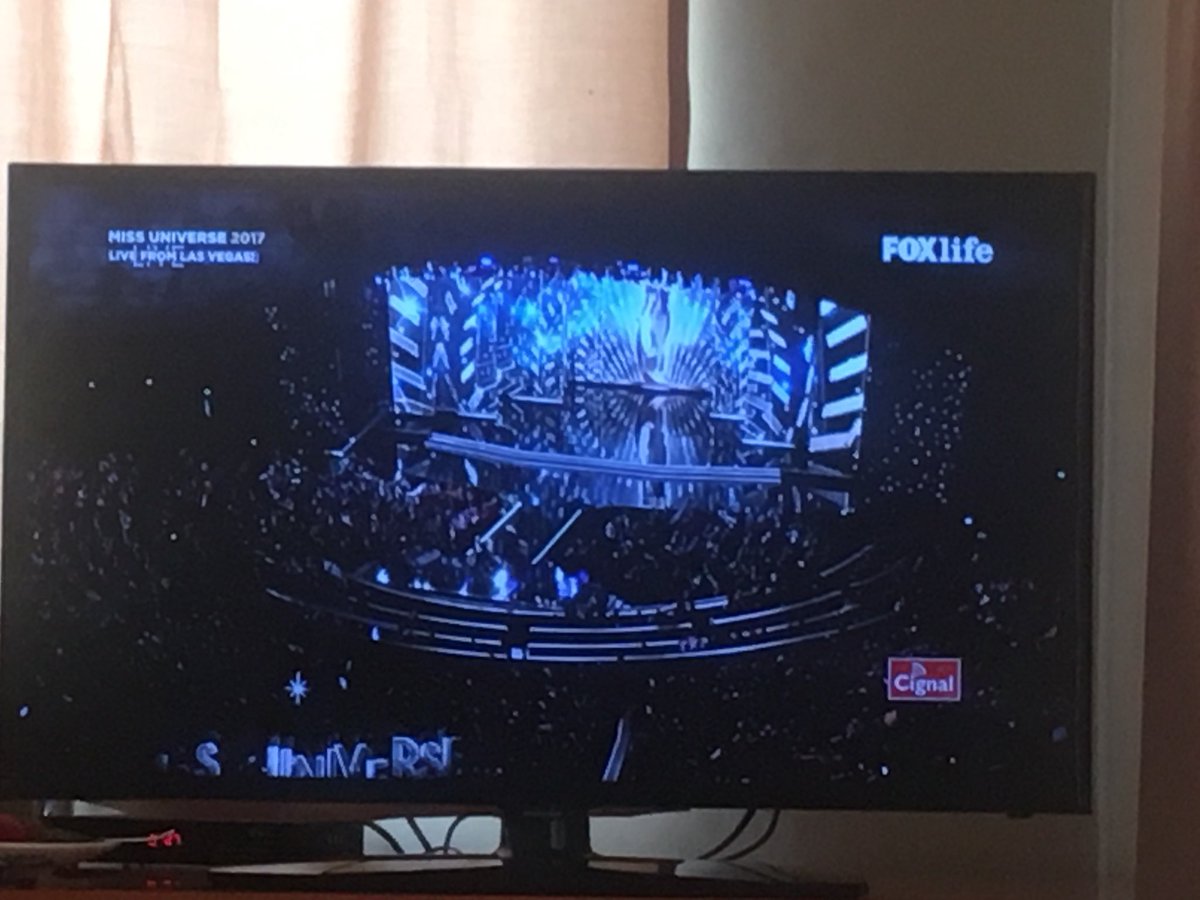 KlayTan888's tweet photo. Watching #MsUniverse here in #BluewaterSumilon @bluewater_resort #MsUniverse2017 https://t.co/os3jayxiFO