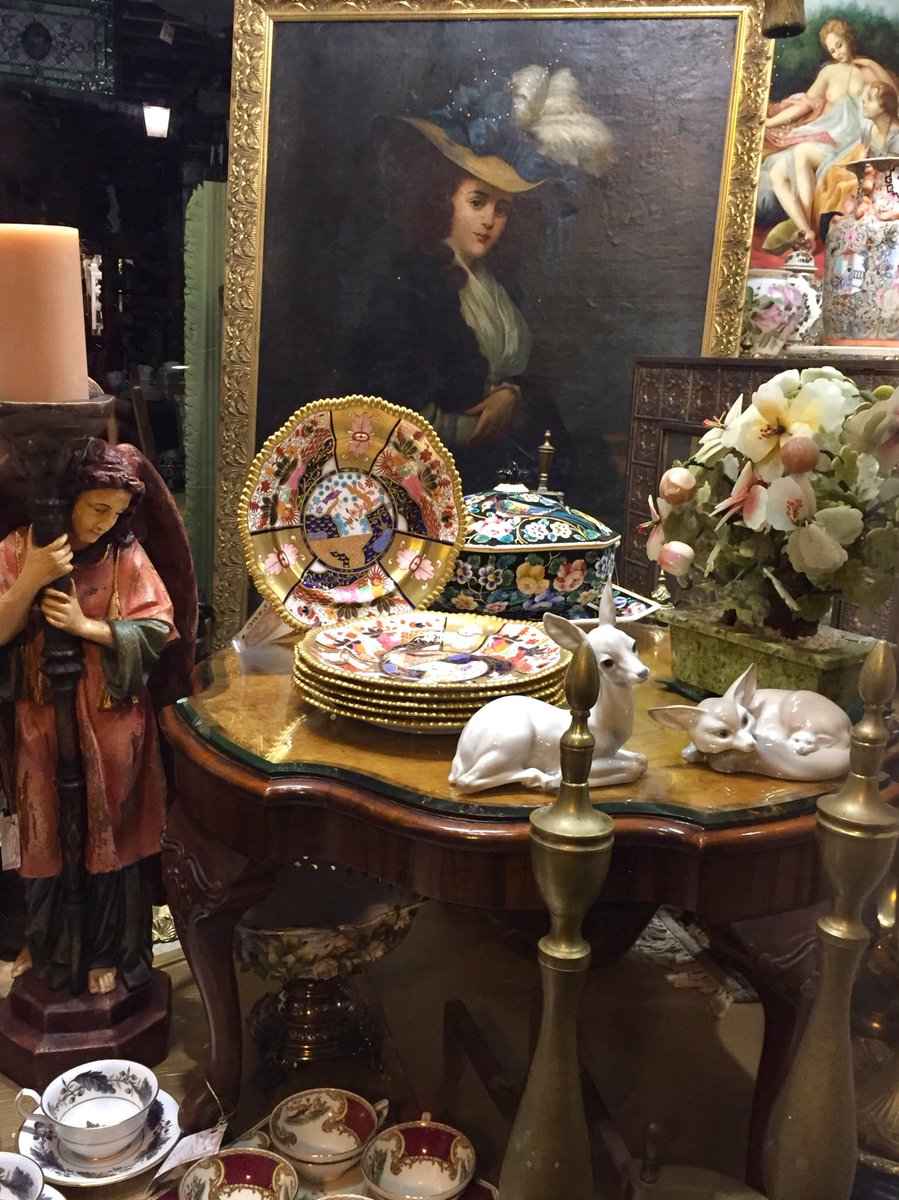 HobanGirl's tweet photo. Treasures #CameronStreet https://t.co/yk745vKYrJ