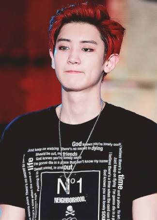 xpcyeon's tweet image. park chanyeol de cabelo vermelho é a minha religião