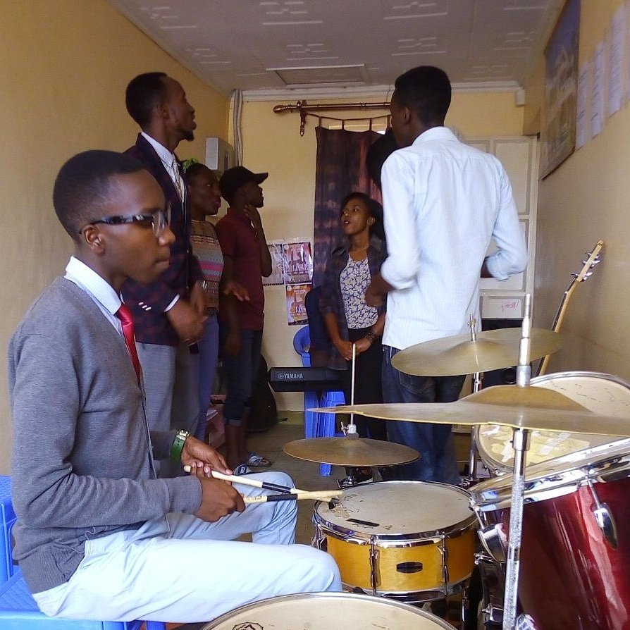 bortopraise13's tweet photo. #BORTOPRABand practice in a  preparation of the #BORTOPRAacademy End year Concert on 15/12/2017. @OCTOPIZZO @tonymutwitty @UNHCR_Kenya @RaoufMazou @AGCMusicSchool https://t.co/KixqPtKSmu