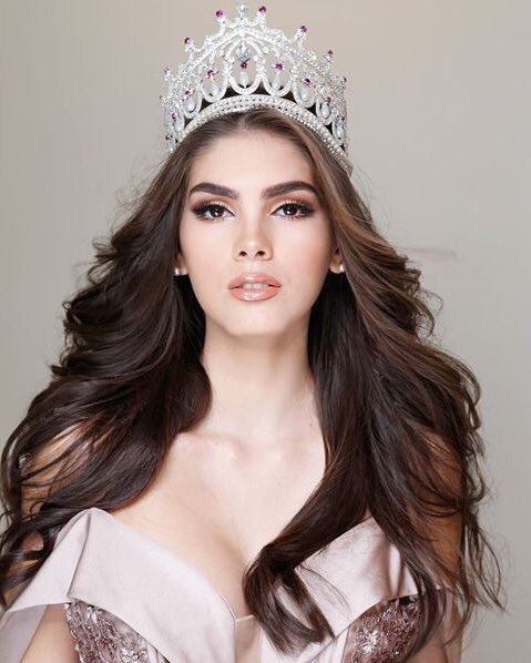 votrevierge's tweet photo. Bombones:
Podemos ayudar a México a ganar el Miss Universe
CADA RT ES UN VOTO
No escriban nada despues de los hastags #MissUniverse #Mexico https://t.co/Ng79LoiMUv