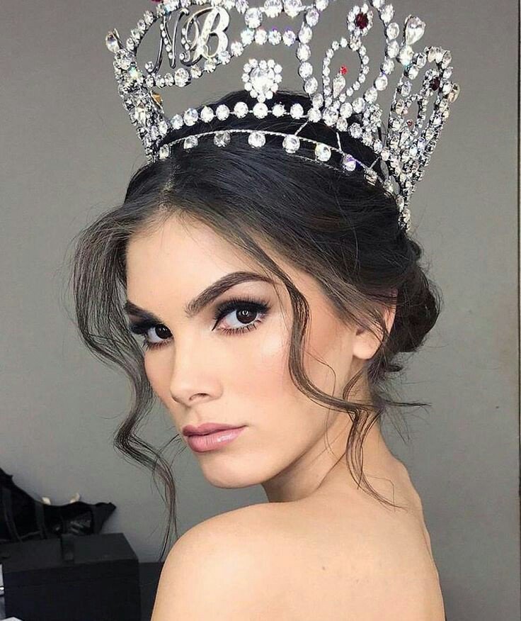 IrmaSoto1505's tweet photo. #MissUniverse  #MisssUniverse 
#Mexico 
Lo lograras Denisse, eres guapísima. ❤ https://t.co/IQTc21GlDL