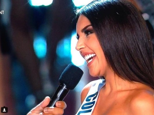 itsvaleriaagc's tweet photo. Alguien que  le de la corona ya a esta mujer #MissUniverso2017 #MissColombia https://t.co/f8JauodIX1