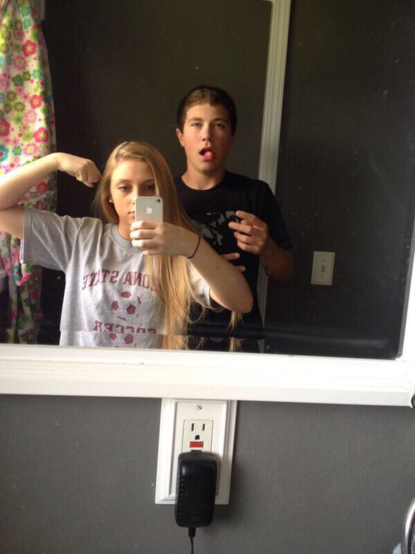 Dclearboy's tweet photo. Happy birthday to the best person I️ know! You make me the happiest guy in the world. Thanks for being you! I️ love you babe 😘💗🎉 https://t.co/WiYNxPRUu8