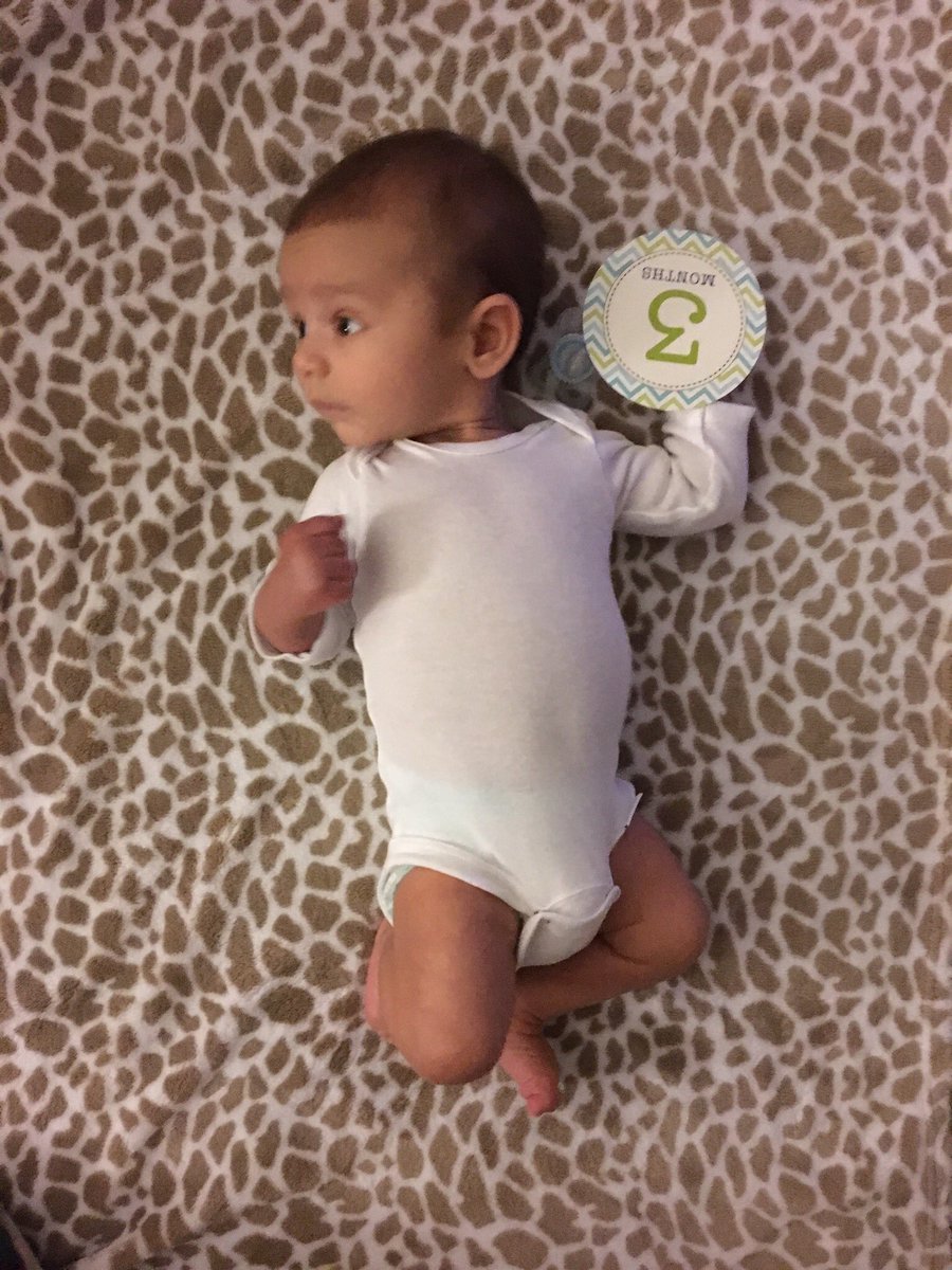 IUallison's tweet photo. Greyson is 3 months 💙💙💙 https://t.co/j9kX7Ve3Hw