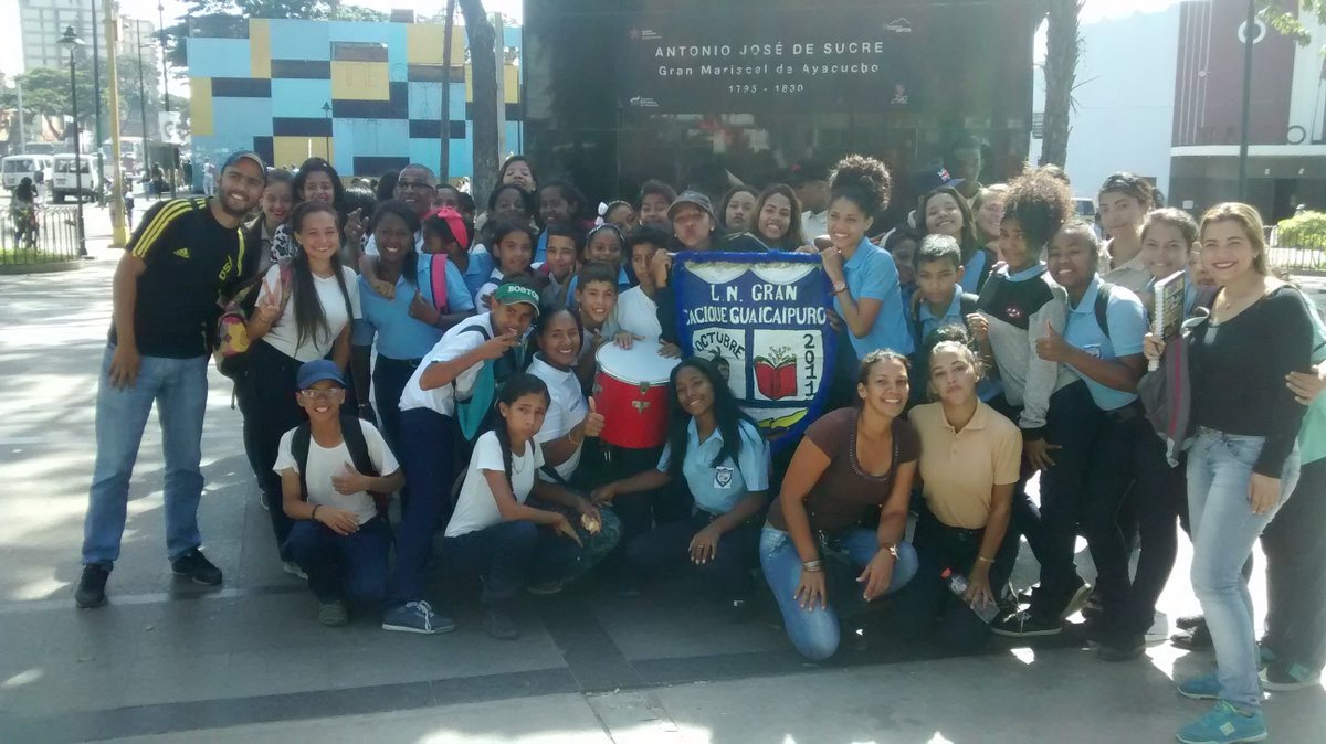 liceocaribia's tweet photo. #Unidos #Educación #Voceros #OBE #LiceoGuaicaipuro #ZEDC #CiudadCaribia https://t.co/McuSCNX8Zb