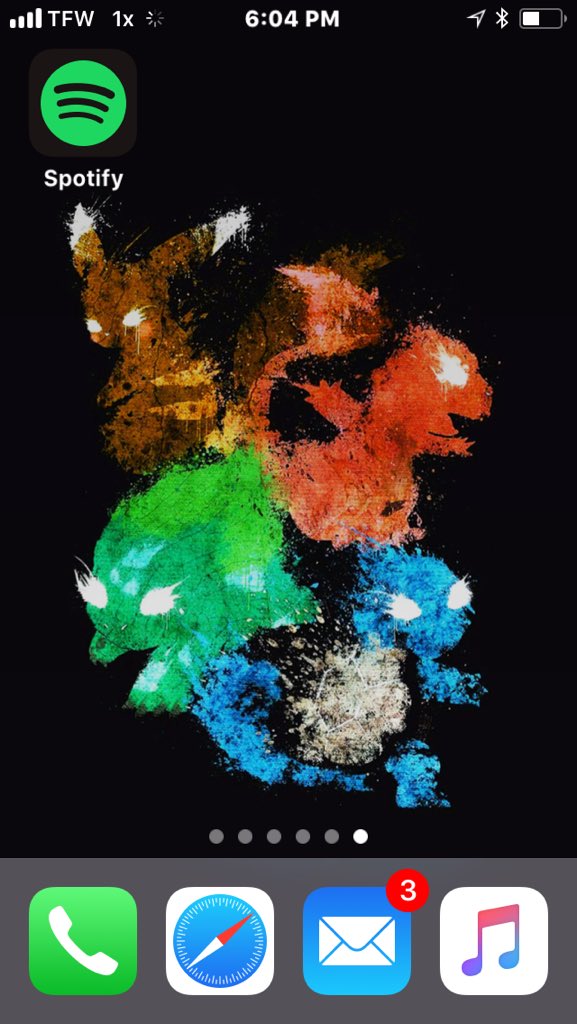 evrlastingchrm's tweet image. I’m a big ass Pokémon fan so this is my lock screen and home screen.