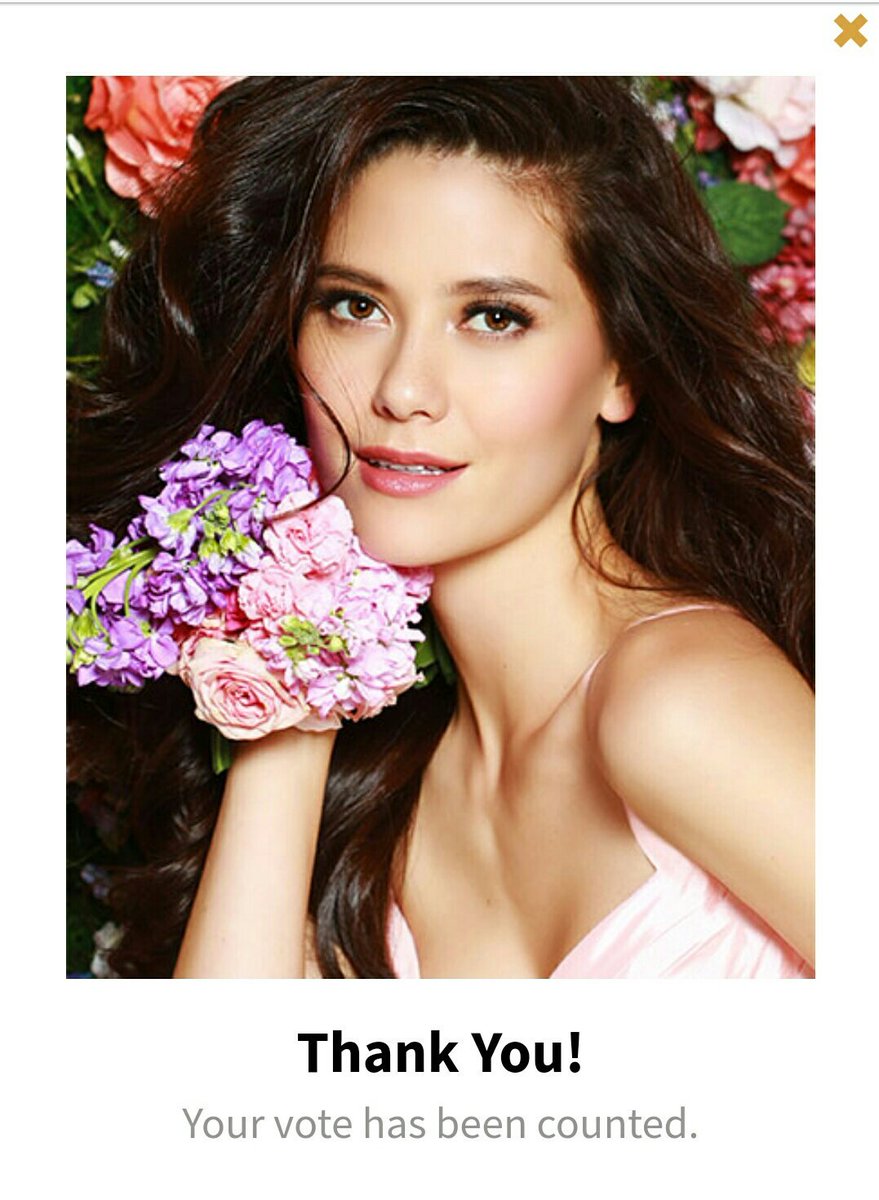 SJT_Es's tweet photo. เกิดมาไม่เคยทำไรเพื่อชาติเลย
😂😂😂 เท่านี้ก็ได้ทำเพื่อชาติแล้วววว 
#MissUniverse #THAILAND https://t.co/l44LN4h8im