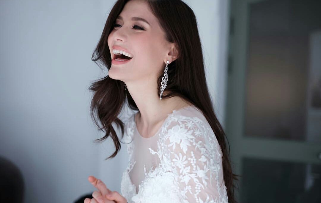 Lady_Oomies's tweet photo. มาแล้วจ้าคนสวยของน้องฟาดมงมาให้ได้ แจกคิ้วเพลสสองชิ้น มินิพาเลทท์กับลิปสติก สุ่มจากยอดรี ไม่ต้องฟอลก็ได้ รูปล่างเมนชั่น #MissUniverse #THAILAND https://t.co/qvLKuehOpF