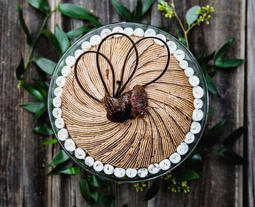 thierrychocolat's tweet photo. Rejoice in the autumn splendour. Happy #CakeDay! #FallForThierry

Tag us at #JadoreThierry for a chance to be featured on our feed! | #MontBlanc https://t.co/Dh748BwAmc