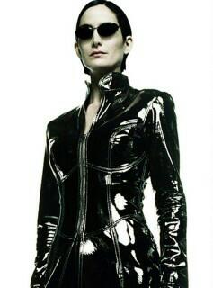 DigameProfesor's tweet photo. Cómo olvidar cuando Miss China salió en Matrix. https://t.co/aLrzgVHSNv