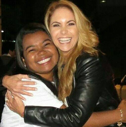 EricaLi10's tweet photo. @LuceroMexico "Me abrazó tan fuerte que desde ese día no sentí más miedo"
Te amo mi amor. Gracias por todo https://t.co/2UFfILJomz