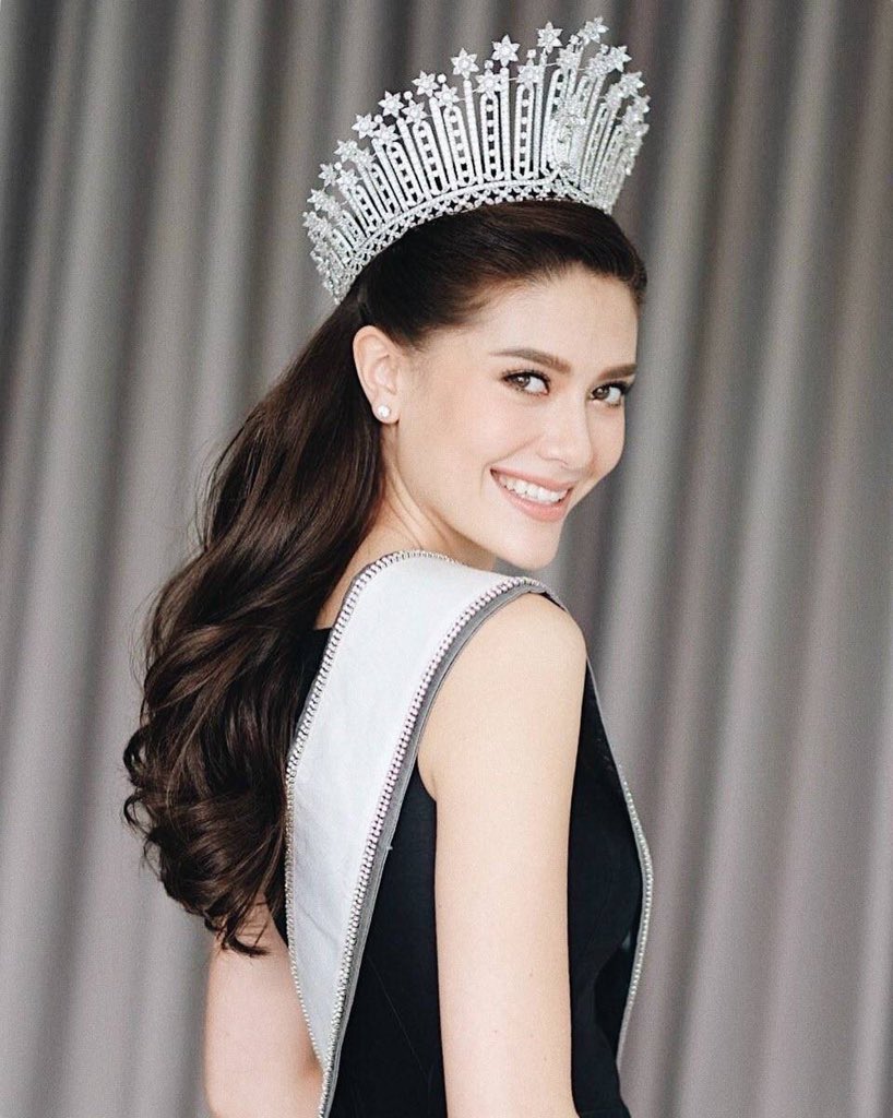 tuk_kie's tweet photo. She's so beautiful
#MissUniverse #THAILAND https://t.co/r9NELJ794h