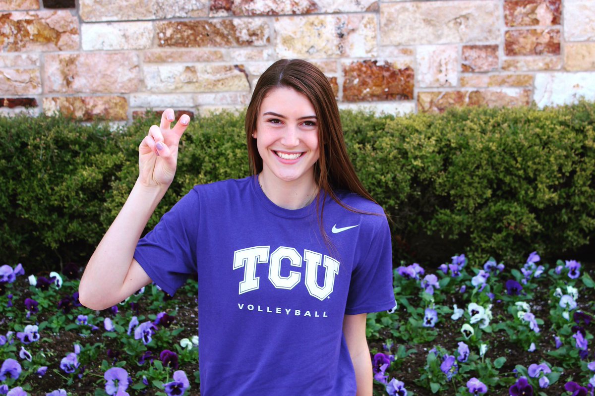 madigeissler's tweet photo. So excited and proud to announce my verbal commitment to play Division 1 volleyball at TCU!!🐸🏐💜 #gofrogs https://t.co/WqiMfh519c