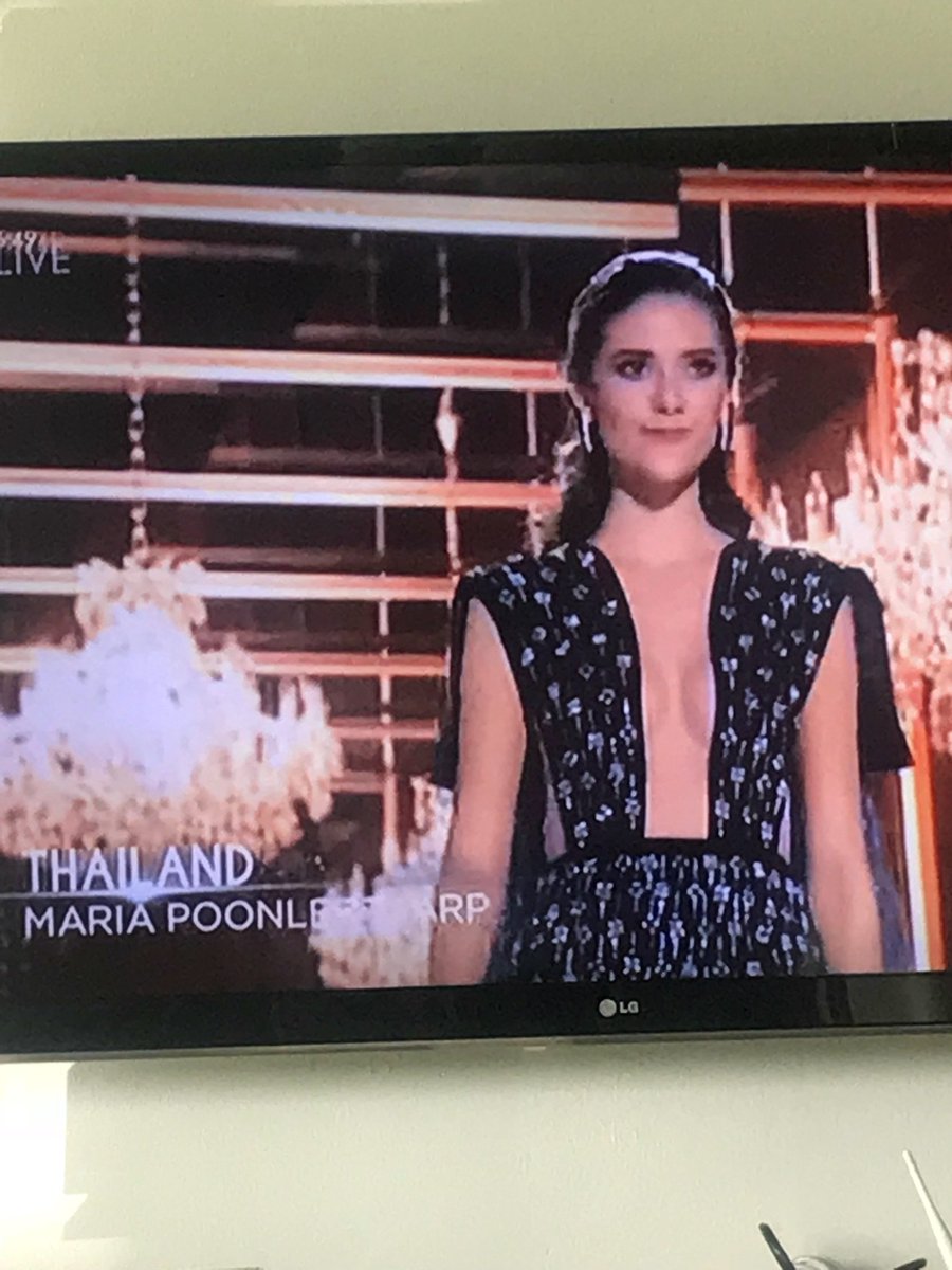 สวยวัวตายควายล้มมมมมม #MissUniverse #THAILAND