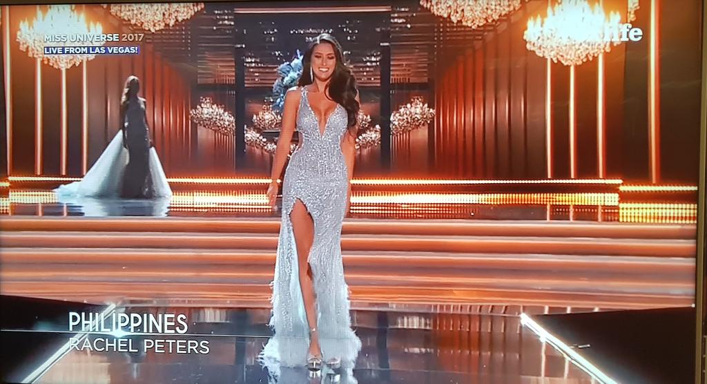 philconcerts's tweet photo. STUNNING! #MissUniverse #Philippines https://t.co/zVGrgatJWT