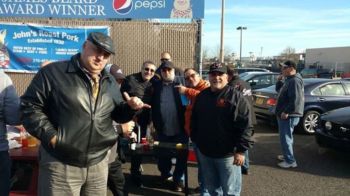 SaturdayEatClub's tweet photo. The boys headed out to @johnsroastpork this weekend... commemorating our 4th anniversary of where and when the Saturday Eating Club all started. Once again, John out did himself - simply put, the best Roast Pork and Cheesesteaks in Philly. #Bravo https://t.co/yiu2hPAnZI