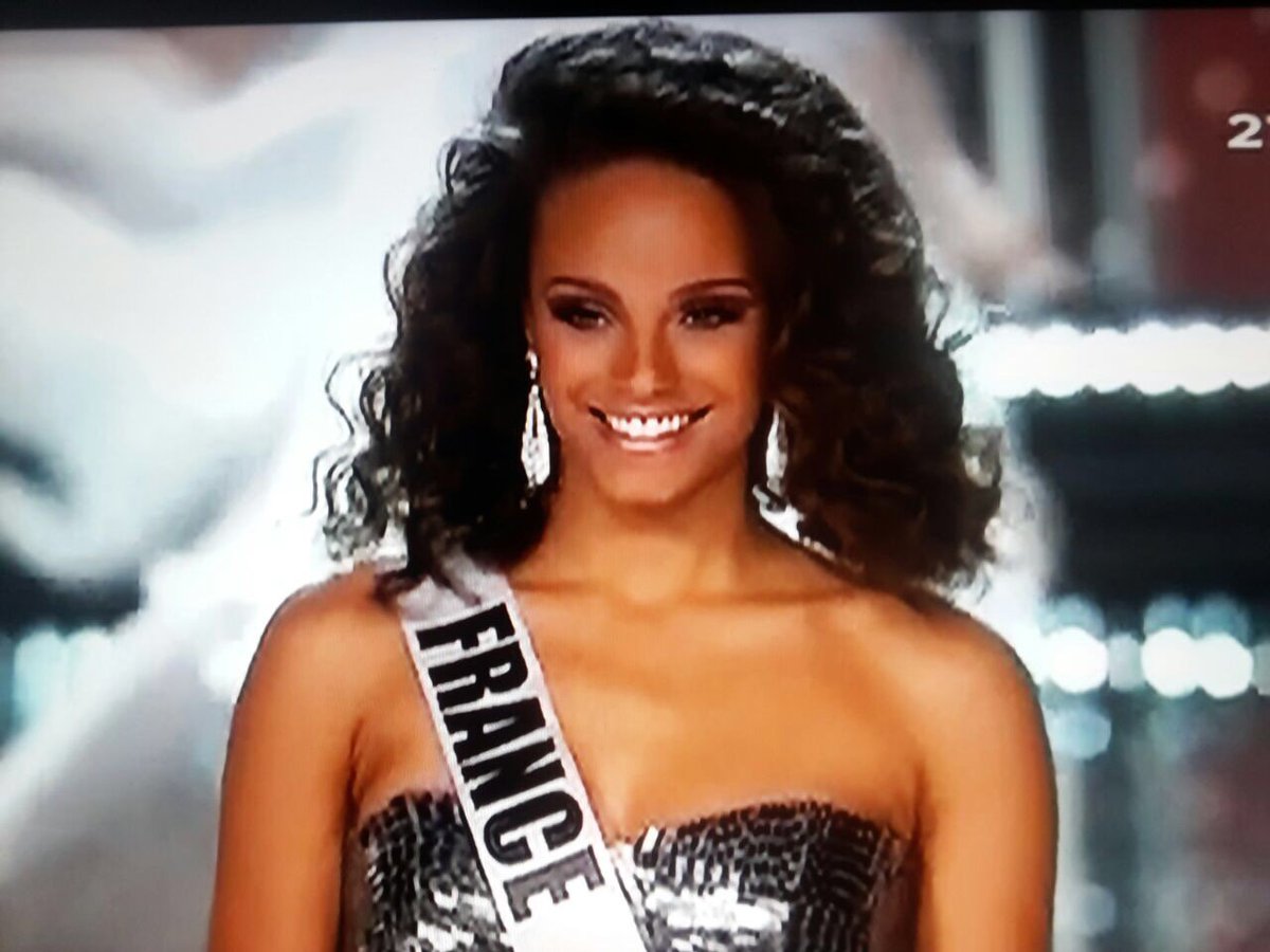 RpheAlexandre's tweet image. Pas de titre suprême mais pas démérité pour autant ! Bravo à elle pour son parcours ! 
Merci @aliciaayliesoff d’avoir porté au plus haut les couleurs de la #France, mais aussi et surtout ta fierté d’être guyanaise, tout au long de ces douze derniers mois ! #Guyane #MissUniverse