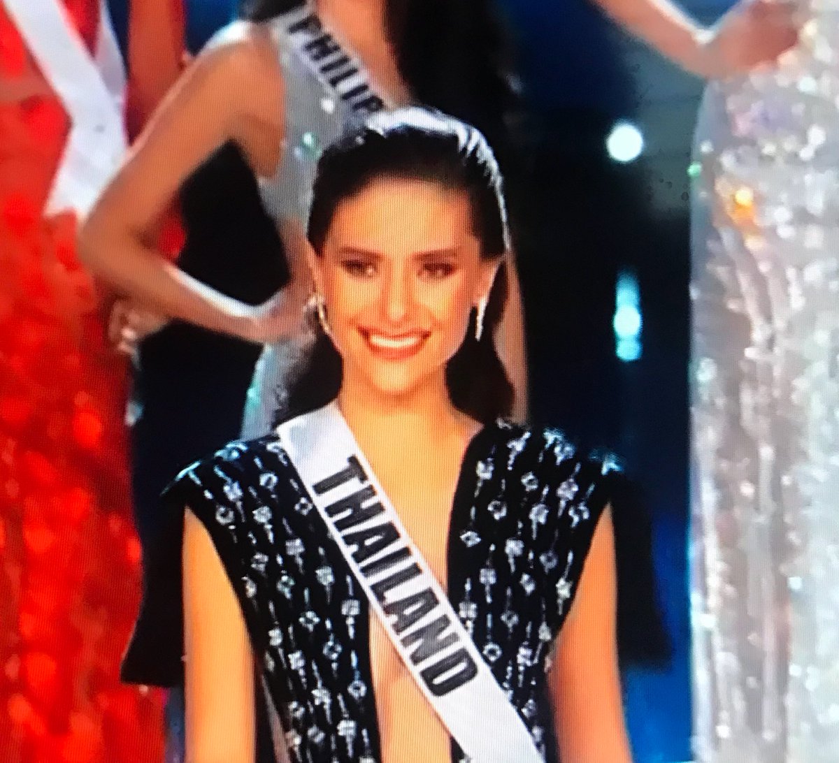 dairangok's tweet photo. TOP 5 ล่าสุด💋มารีญา ผ่านเข้ารอบ 5 คนสุดท้าย กรี๊ดดดดด👏🏼👏🏼👏🏼🔥  #MisssUniverse #THAILAND https://t.co/EvnweUls1M